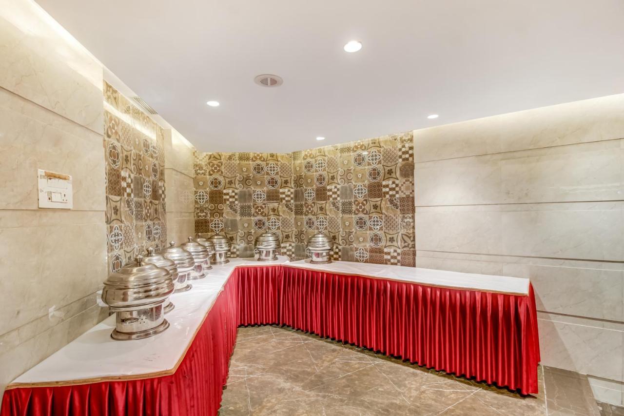 Grand Mookambika Hotel Navi Mumbai Buitenkant foto